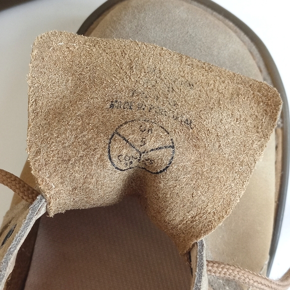 Vintage Dr. Martens Suede Leather 2 Tone Beige Lace Up Shoes 38 - Picture 9 of 14